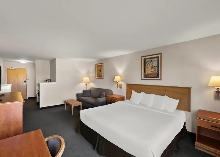 Rodeway Inn & Suites Tomahawk